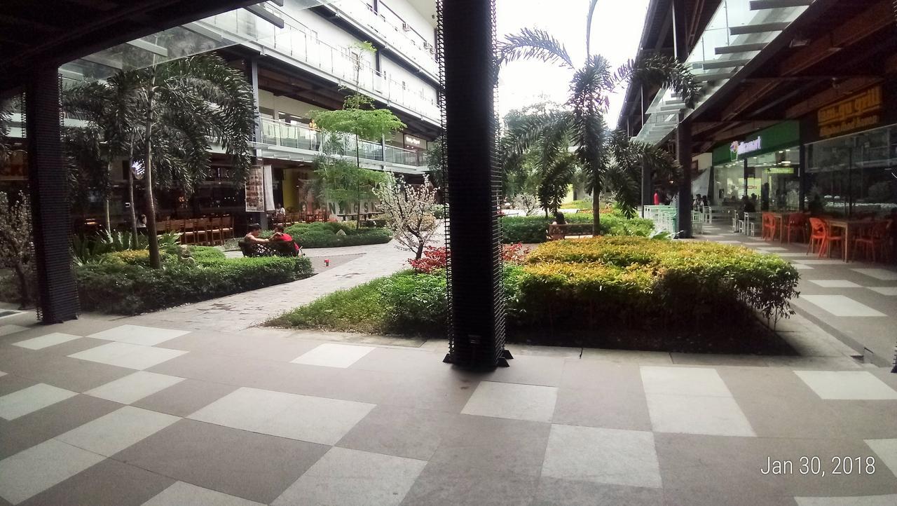 Big Hotel Suites Mandaue-stad Buitenkant foto