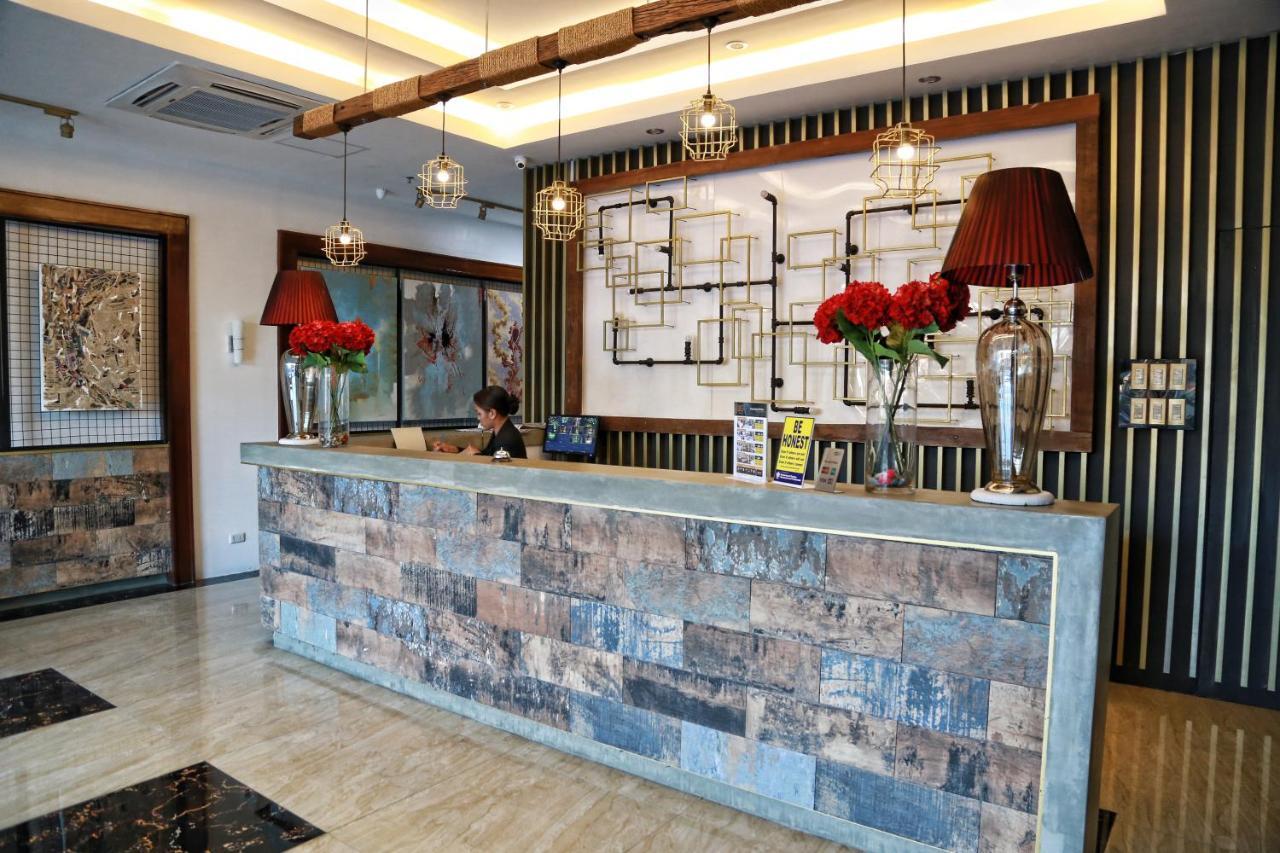 Big Hotel Suites Mandaue-stad Kamer foto